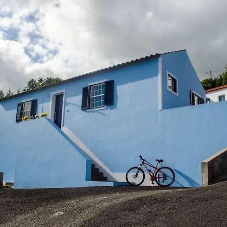 Sunrise House * Prainha (Sao Roque do Pico)